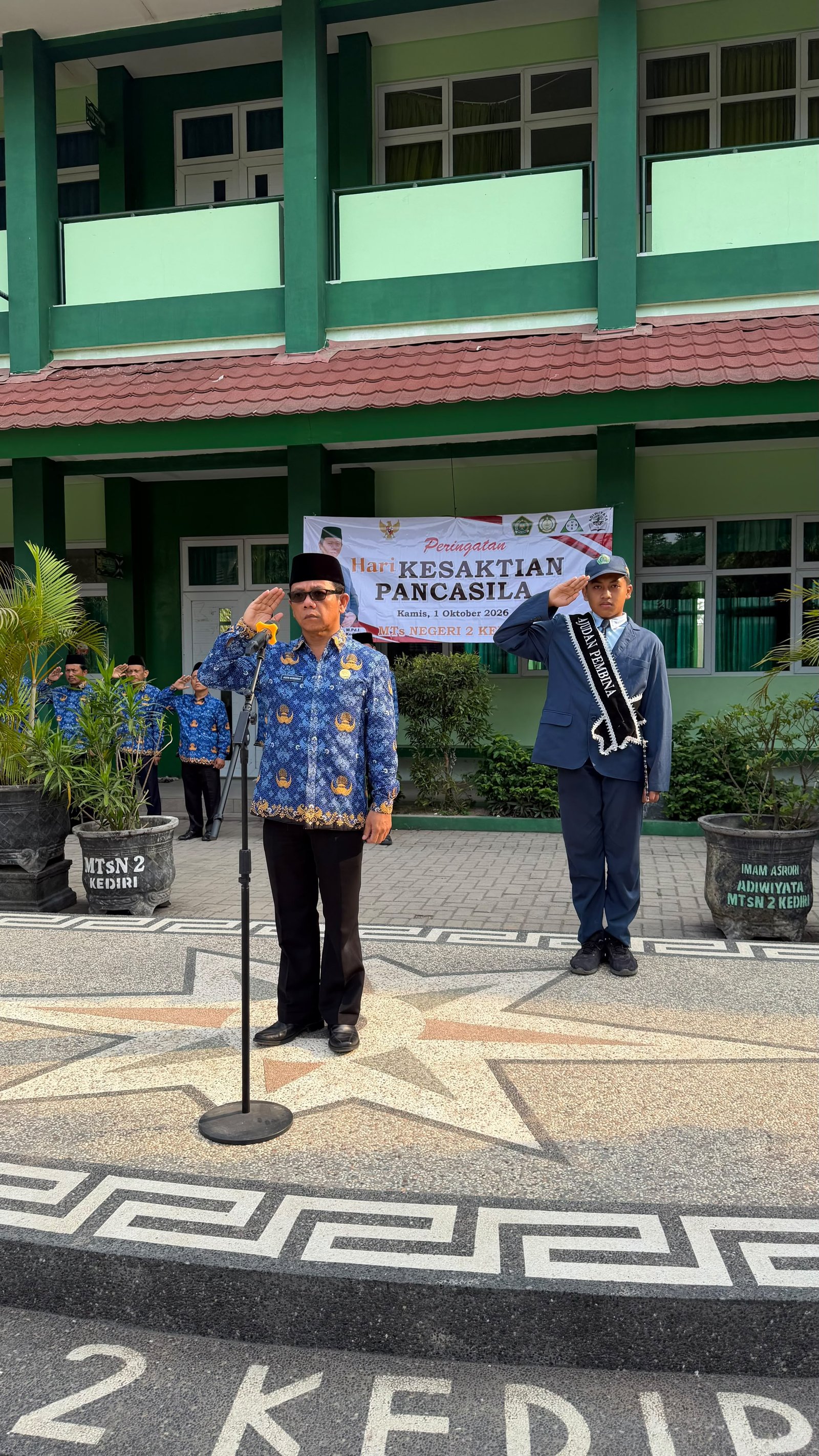 *Khidmat, MTsN 2 Kediri Gelar Upacara Peringatan Hari Kesaktian Pancasila 1 Oktober 2026