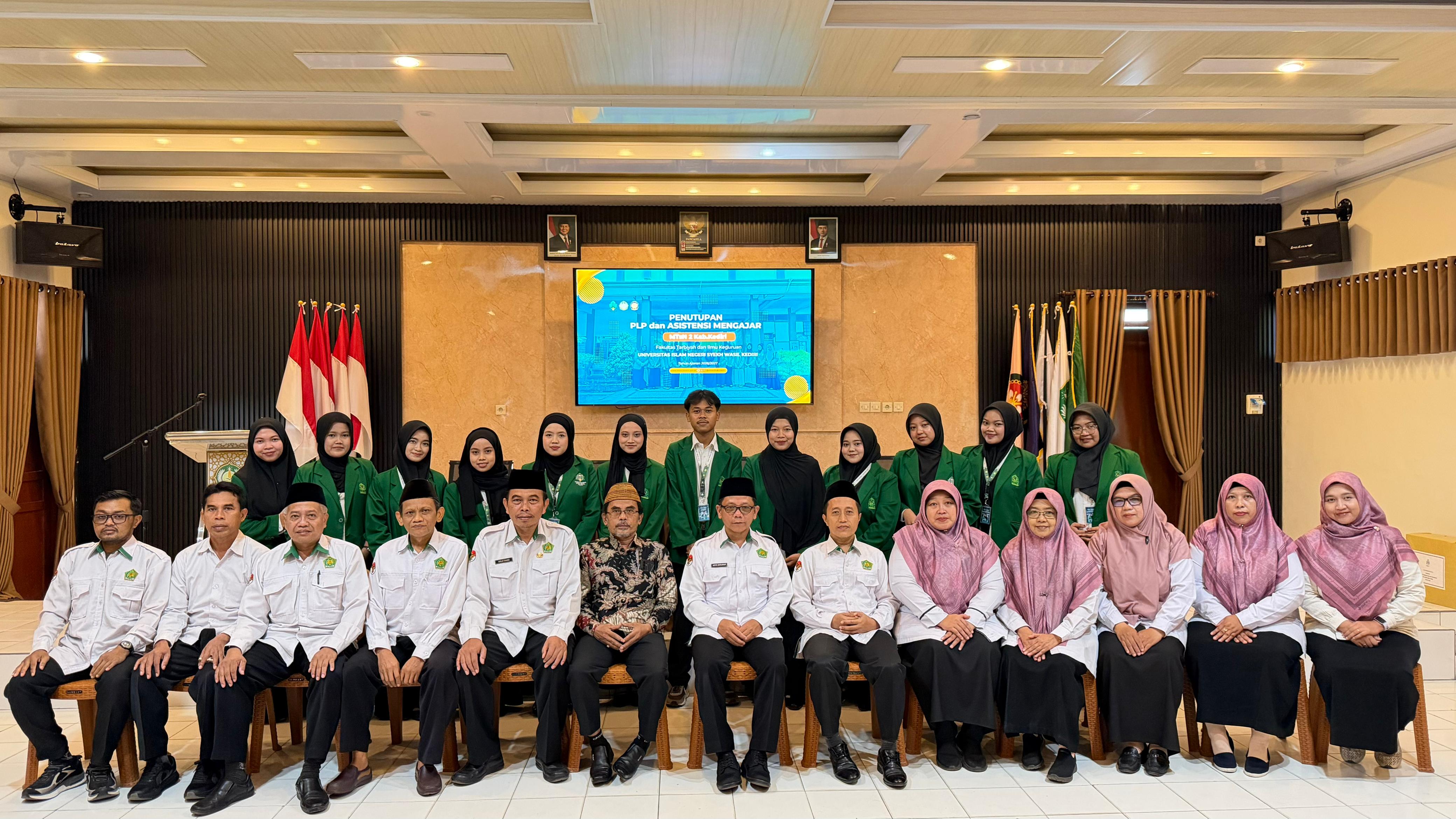 Mahasiswa PLP dan Asistensi Mengajar UIN Syech Wasil