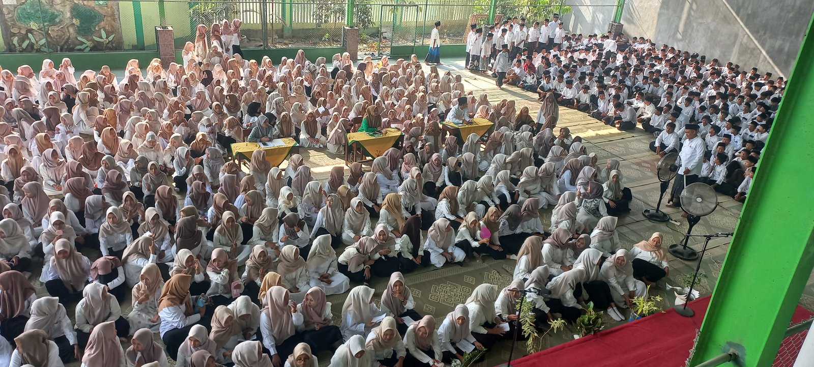 Semarak Hari Santri Nasional 2026, MTsN 2 Kediri Gelar Aneka Lomba Religi dan Memasak