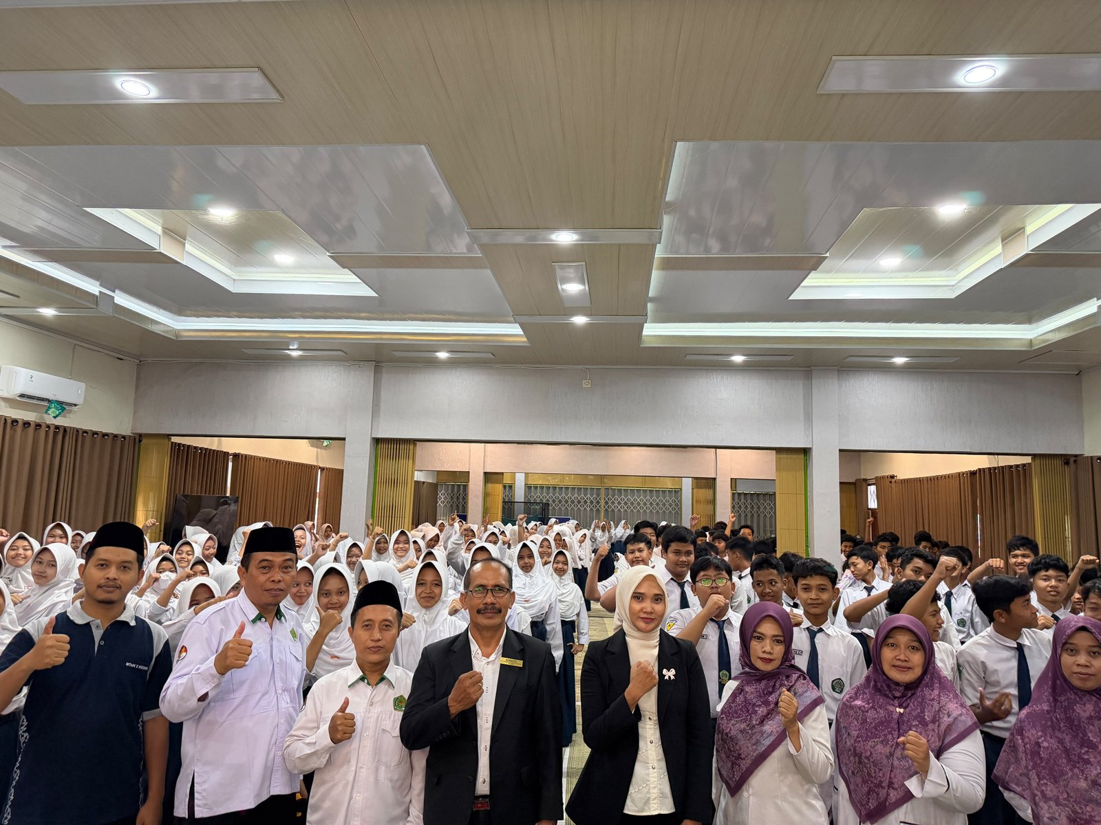 Bersama Oemateri dari Disperindag Kab. Kediri
