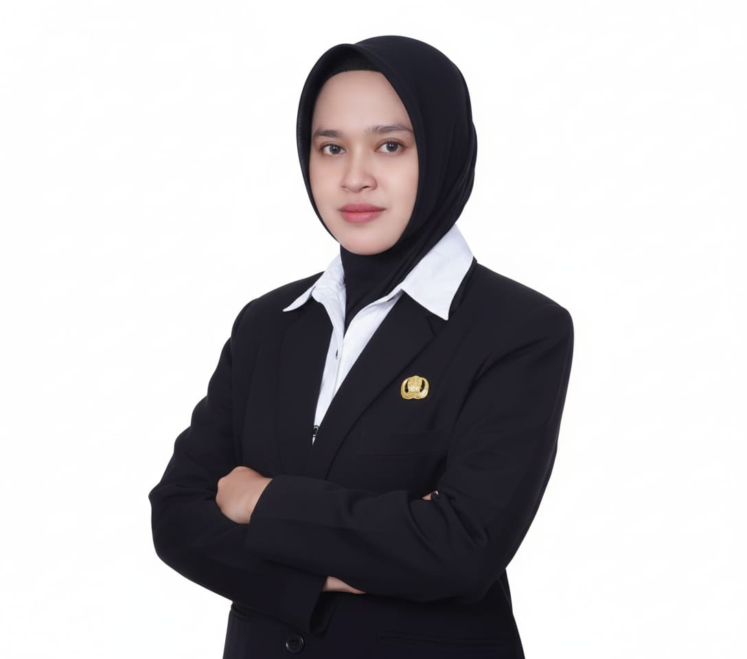 SITI NURIN NADHOFAH,SS.